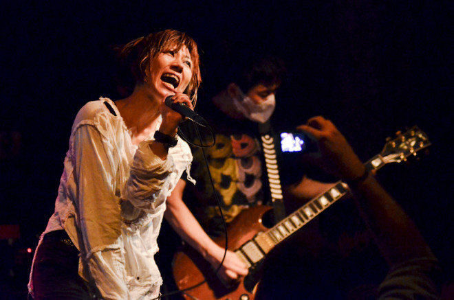 111001.jm_.meltbanana.0063